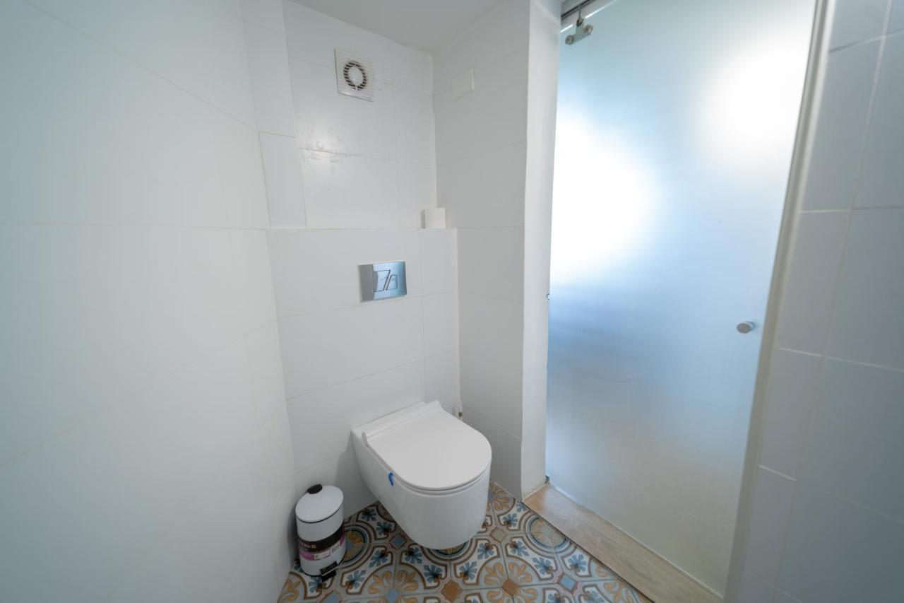 Ocean Executive Apartments - 5 Min From The Beach Tel Aviv Exterior photo